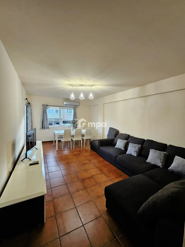 4 Bedroom Apartment for Sale in Agioi Omologites, Nicosia District