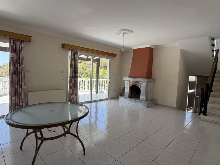 Cheap Houses and Villas for Sale Paphos up to 400000 euro