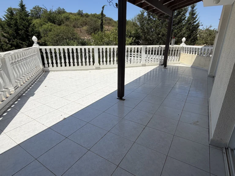 Cheap Houses and Villas for Sale Paphos up to 400000 euro