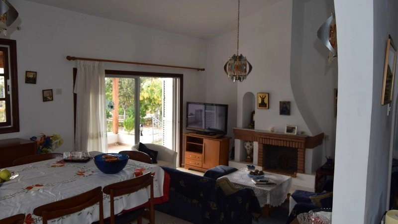 3 Bedroom House for Sale in Coral Bay, Paphos District