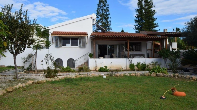 3 Bedroom House for Sale in Coral Bay, Paphos District
