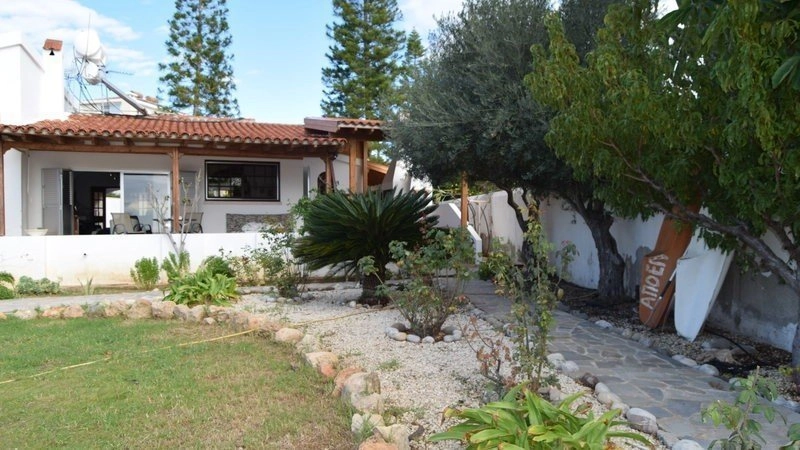 3 Bedroom House for Sale in Coral Bay, Paphos District