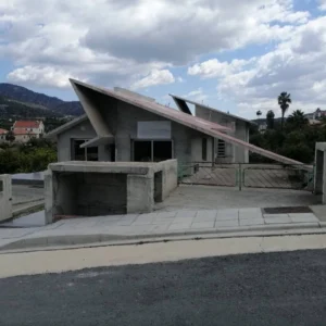 3 Bedroom House for Sale in Foinikaria, Limassol District