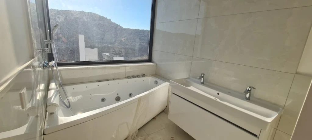 6+ Bedroom House for Sale in Agios Tychonas, Limassol District