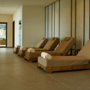 4 Bedroom Apartment for Sale in Agios Tychonas, Limassol District