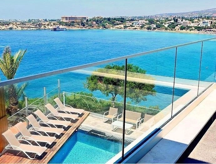 6+ Bedroom House for Sale in Coral Bay, Paphos District