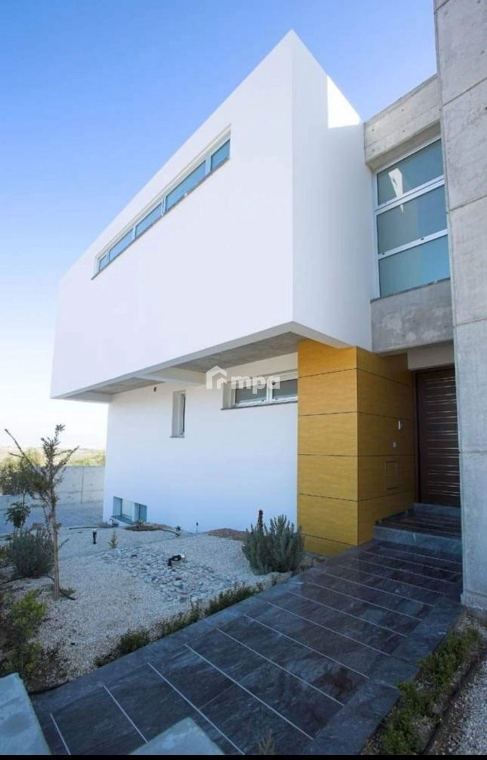 Cheap Houses and Villas for Sale Nicosia up to 1000000 euro