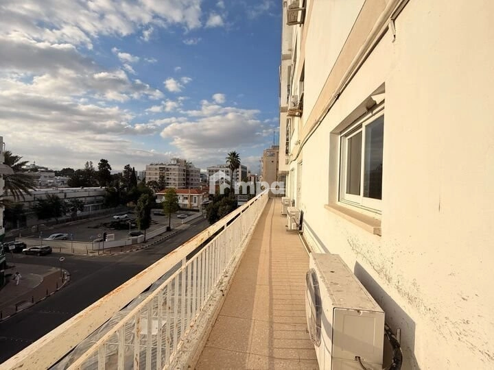 3 Bedroom Apartment for Rent in Agioi Omologites, Nicosia District