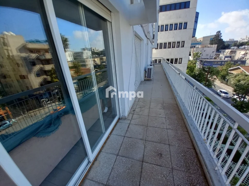 3 Bedroom Apartment for Rent in Agioi Omologites, Nicosia District