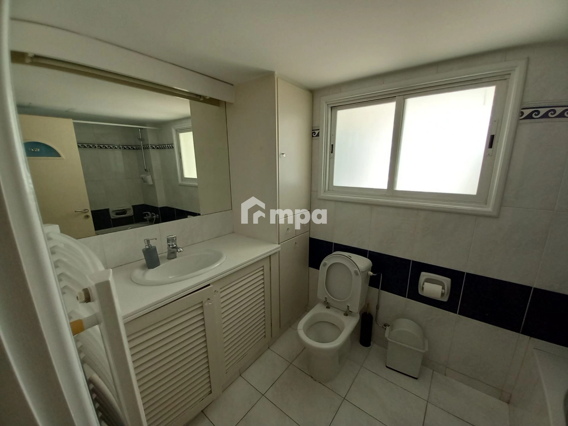 3 Bedroom Apartment for Rent in Agioi Omologites, Nicosia District