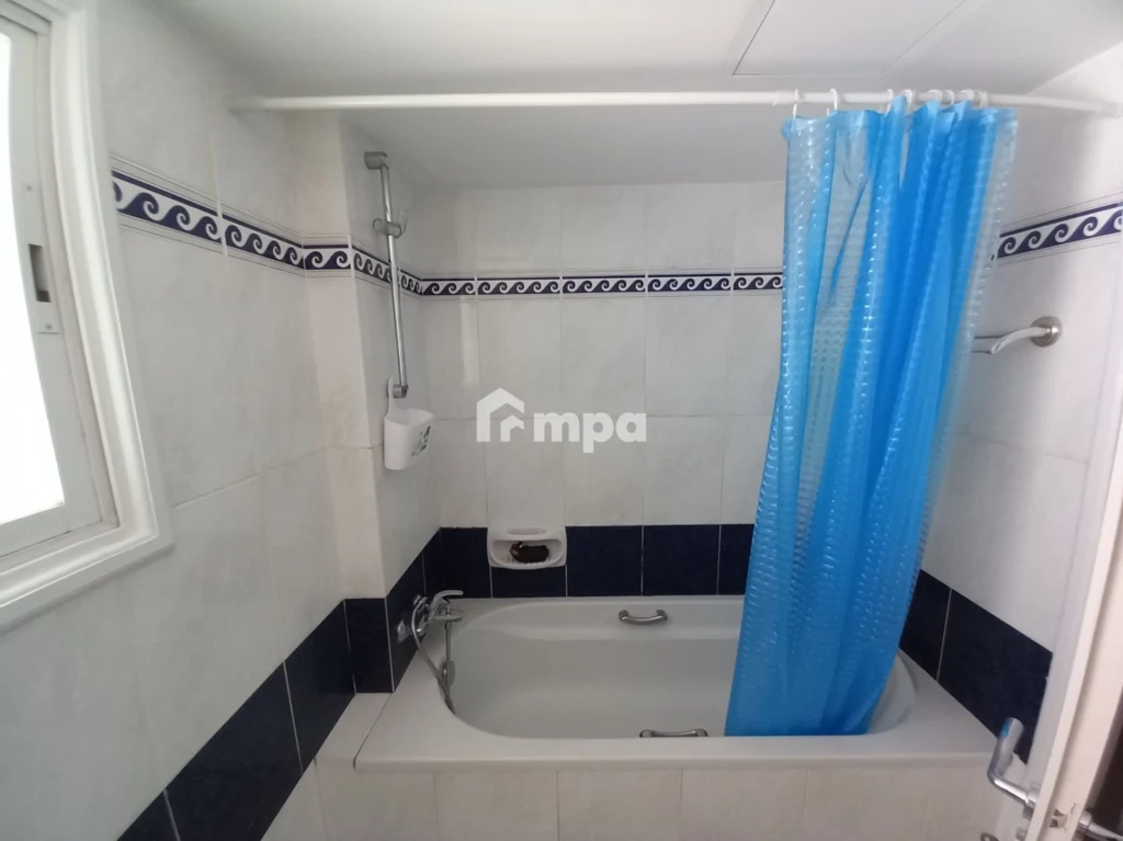3 Bedroom Apartment for Rent in Agioi Omologites, Nicosia District
