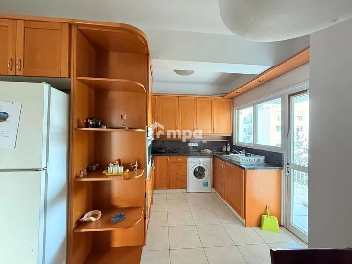3 Bedroom Apartment for Rent in Agioi Omologites, Nicosia District