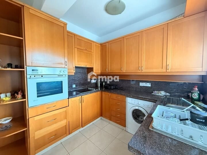 3 Bedroom Apartment for Rent in Agioi Omologites, Nicosia District
