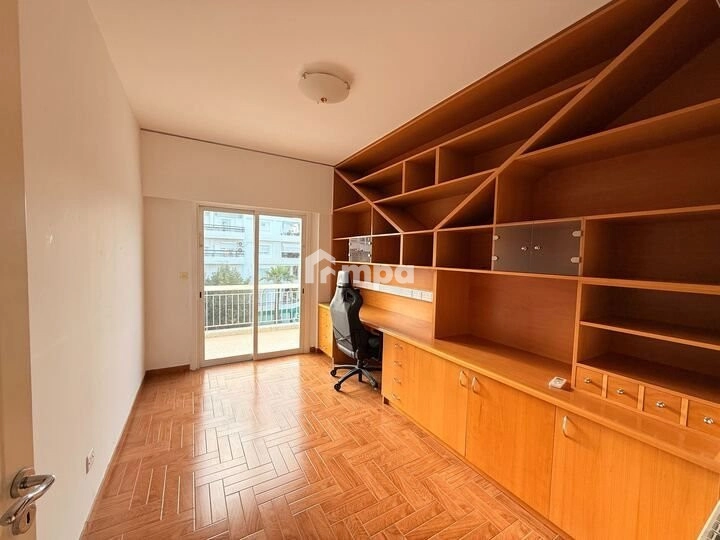 3 Bedroom Apartment for Rent in Agioi Omologites, Nicosia District