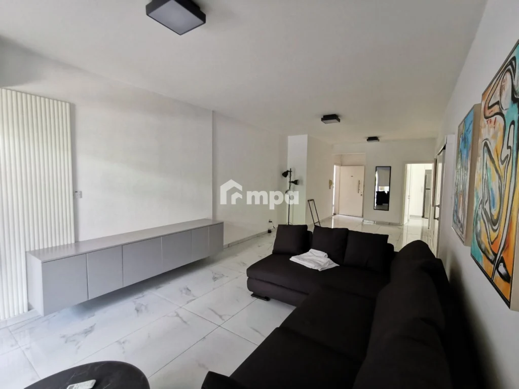 3 Bedroom Apartment for Rent in Agioi Omologites, Nicosia District