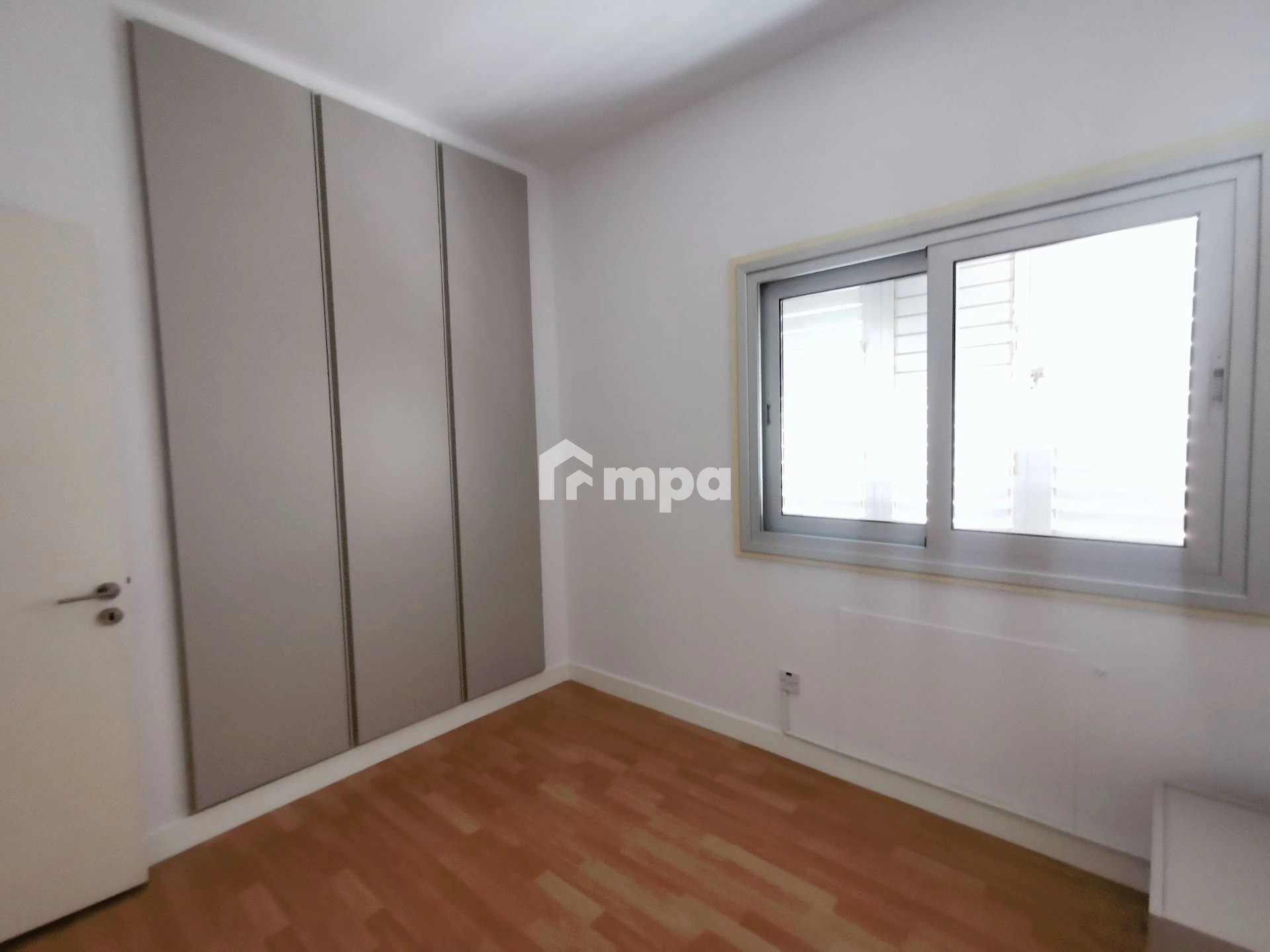 3 Bedroom Apartment for Rent in Agioi Omologites, Nicosia District
