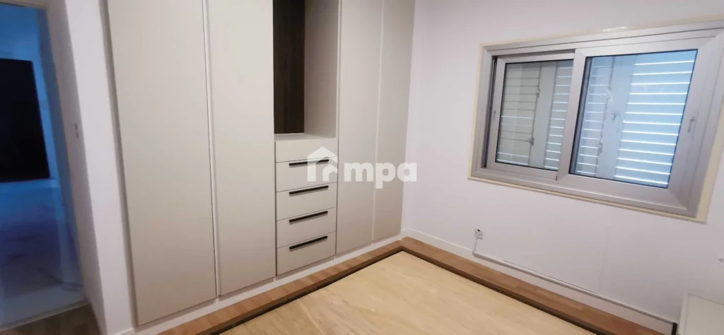 3 Bedroom Apartment for Rent in Agioi Omologites, Nicosia District