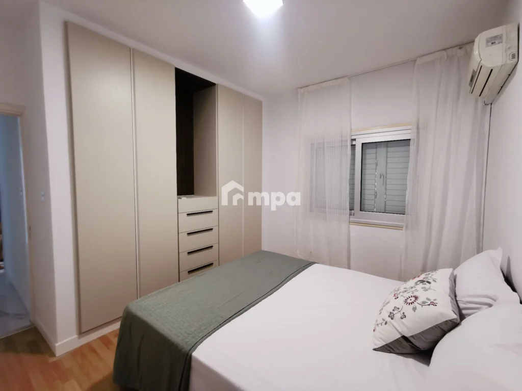 3 Bedroom Apartment for Rent in Agioi Omologites, Nicosia District
