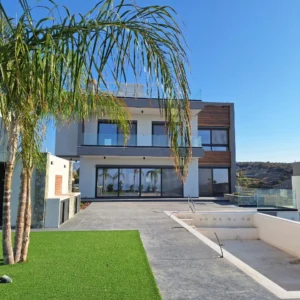 4 Bedroom House for Sale in Parekklisia, Limassol District