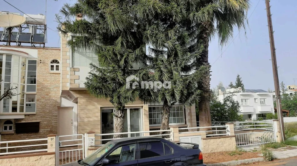 3 Bedroom House for Rent in Strovolos, Nicosia District