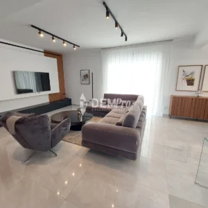 4 Bedroom House for Sale in Chlorakas, Paphos District