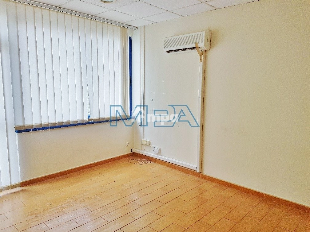 245m² Office for Rent in Nicosia District