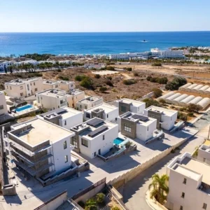 3 Bedroom House for Sale in Chlorakas, Paphos District