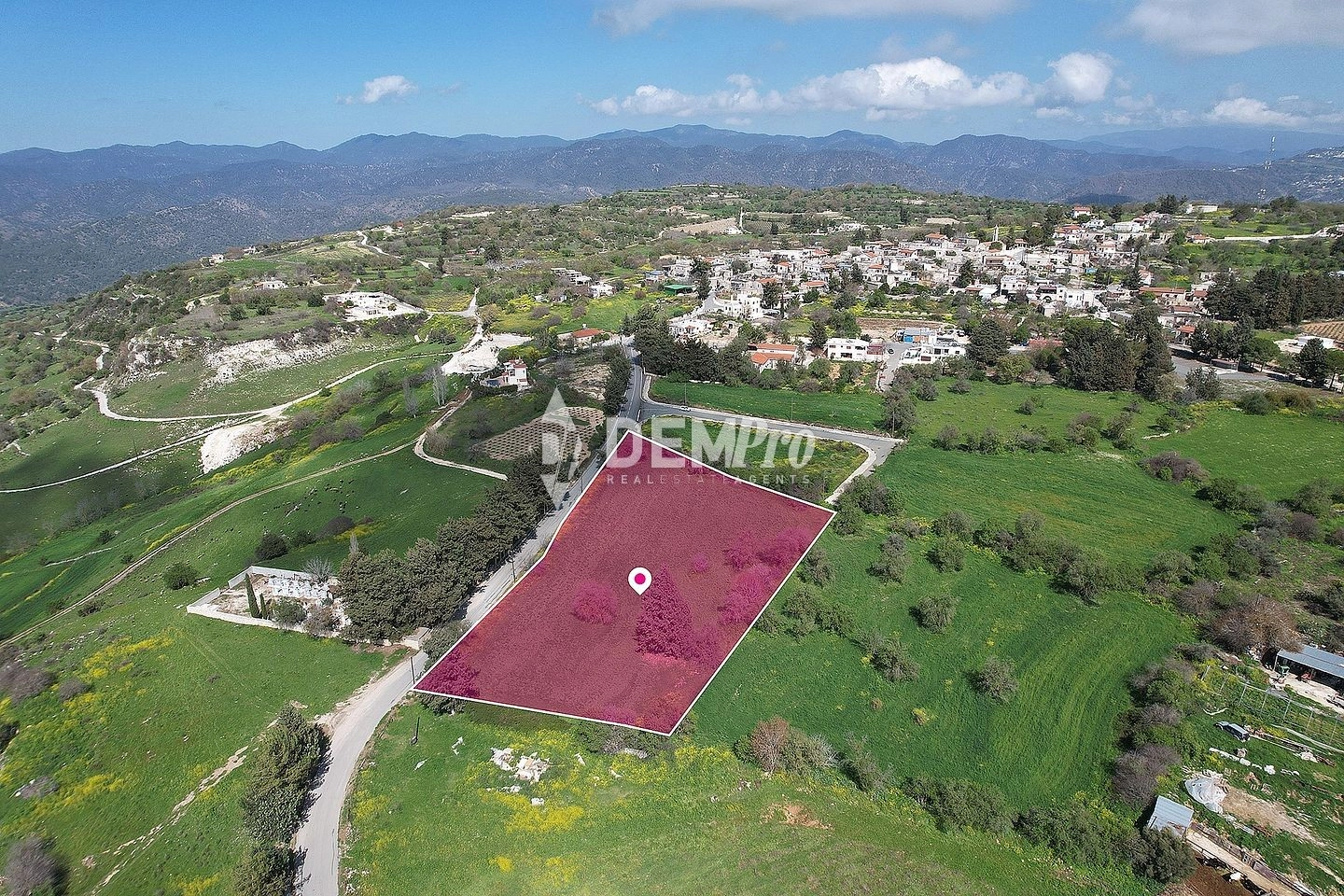6,857m² Plot for Sale in Fyti, Paphos District