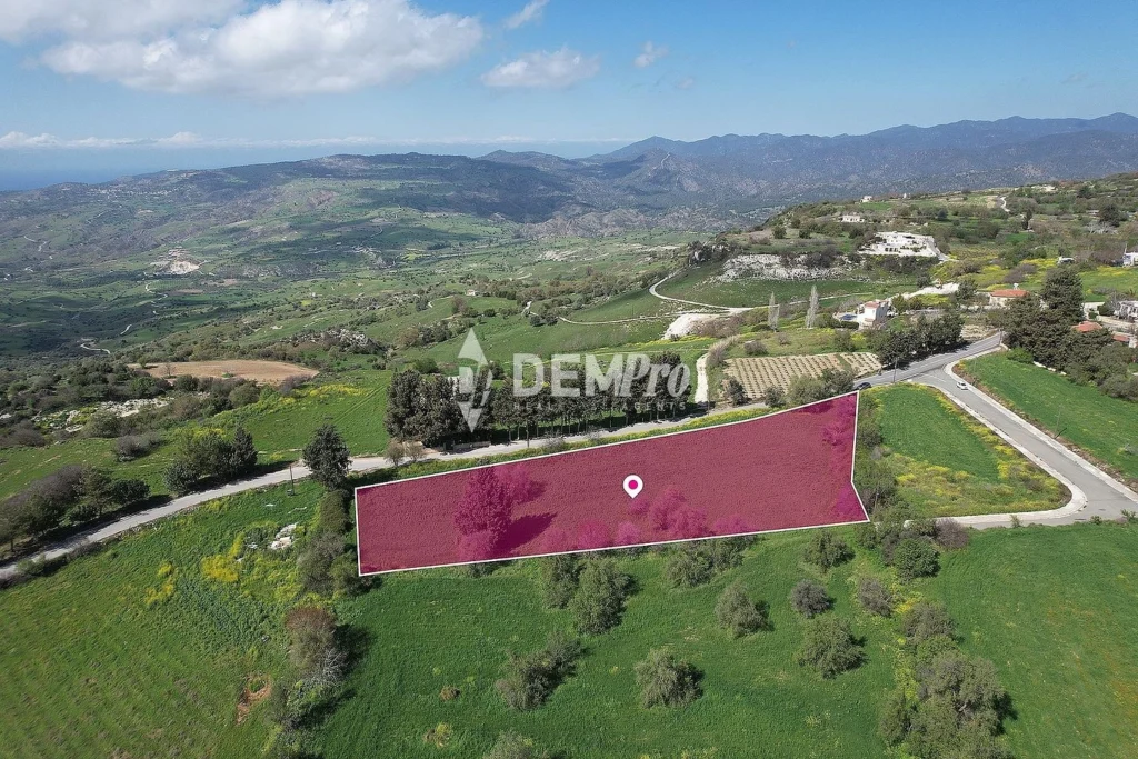 6,857m² Plot for Sale in Fyti, Paphos District
