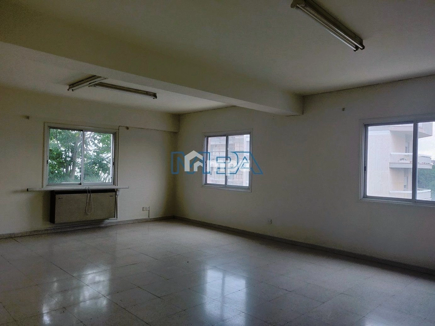 200m² Office for Rent in Strovolos, Nicosia District