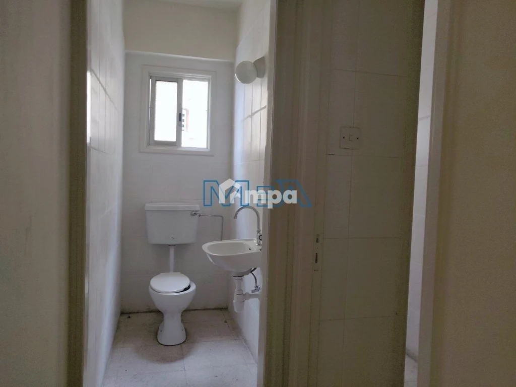 200m² Office for Rent in Strovolos, Nicosia District