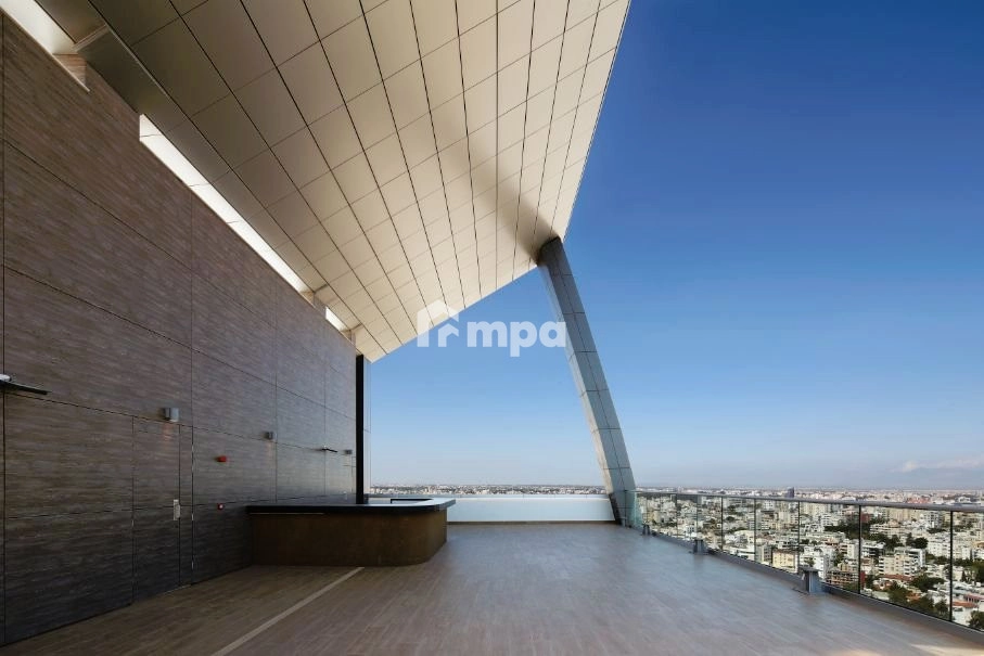 290m² Office for Rent in Nicosia District