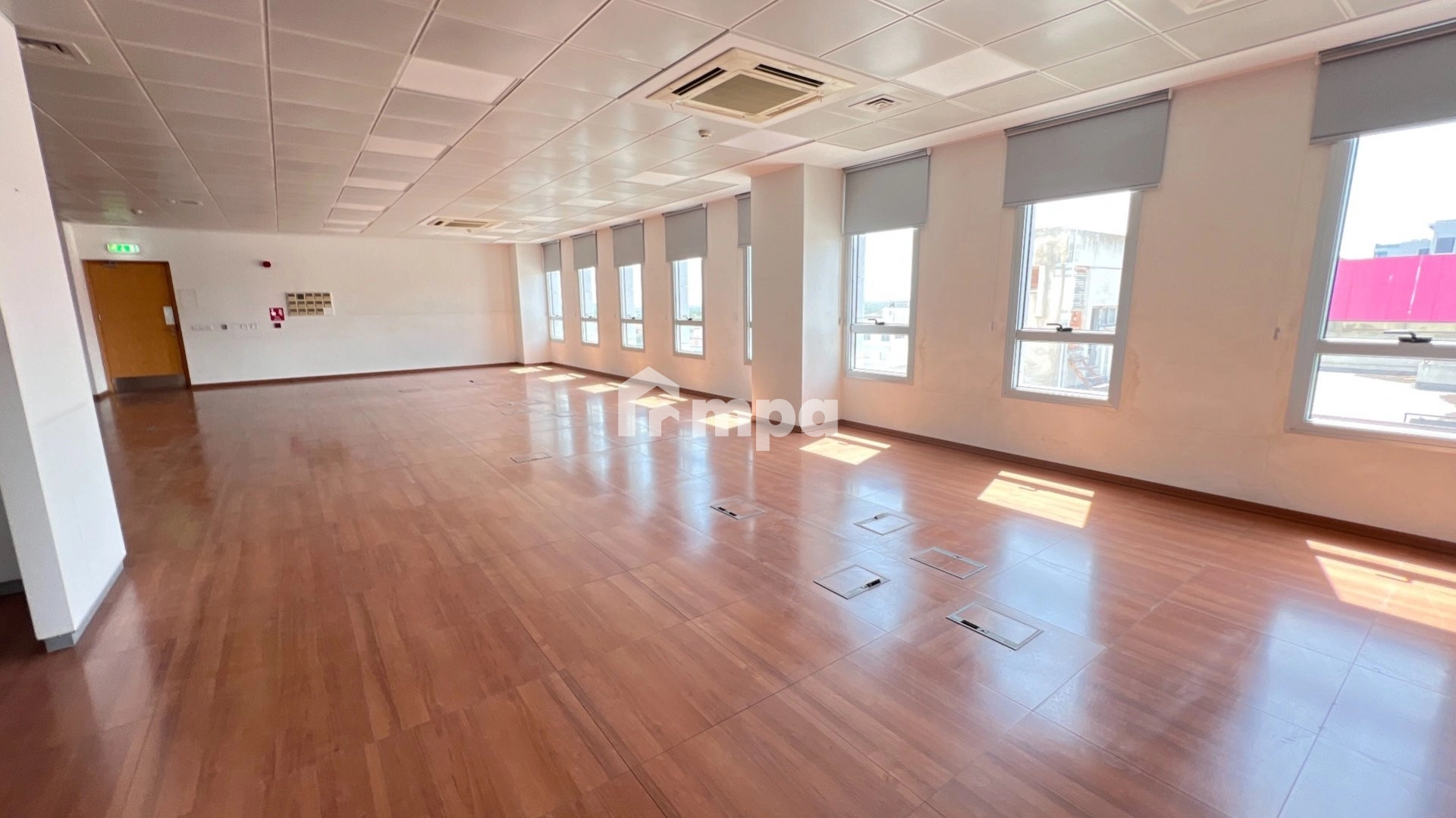 315m² Office for Rent in Aglantzia, Nicosia District