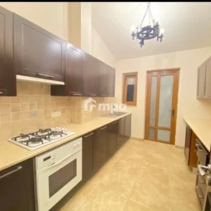6+ Bedroom House for Rent in Lythrodontas, Nicosia District