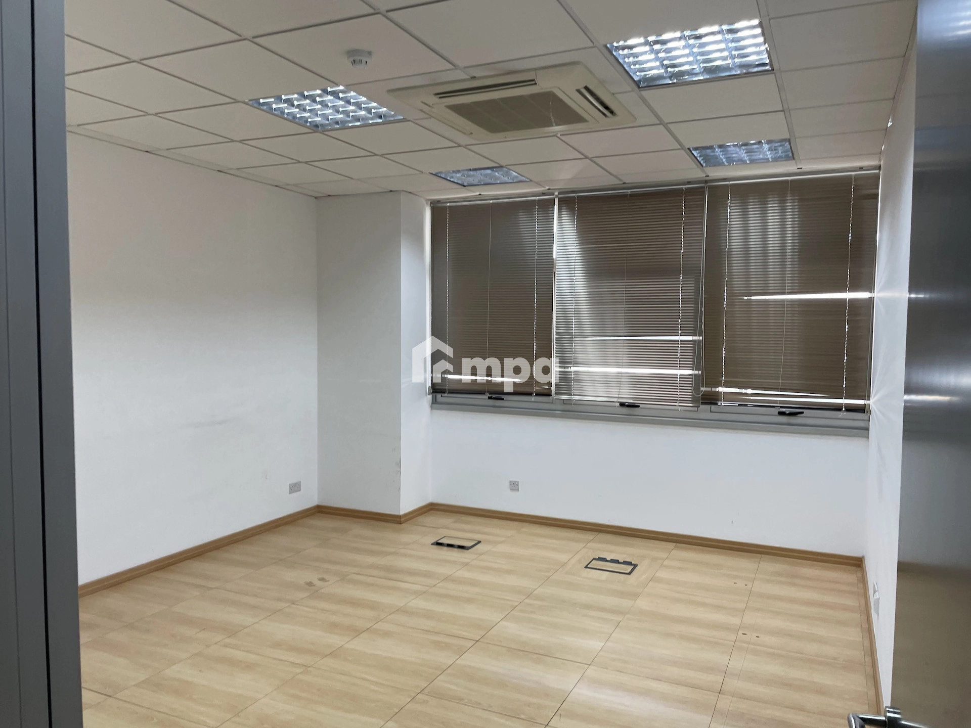 264m² Office for Rent in Nicosia District