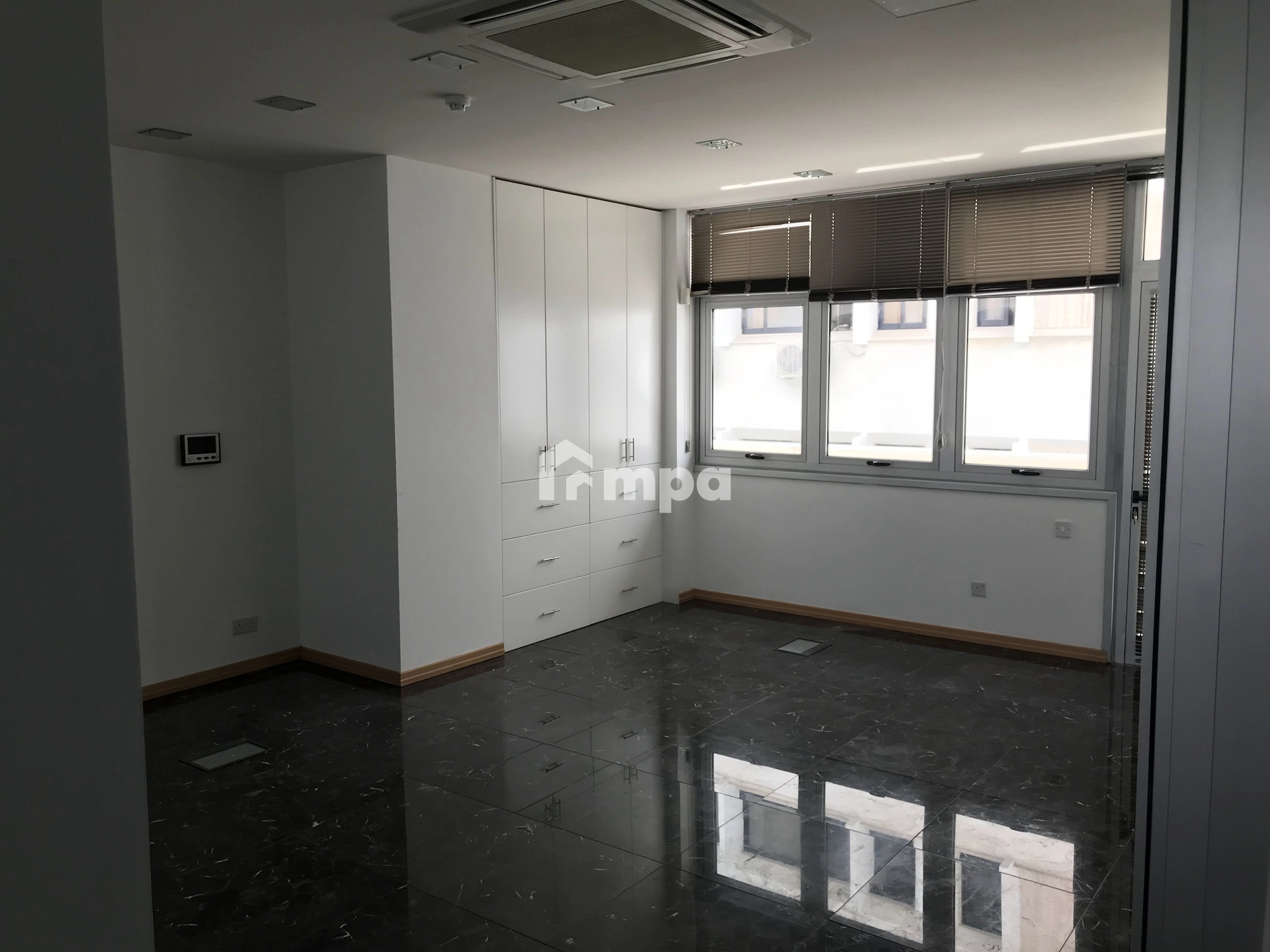 264m² Office for Rent in Nicosia District