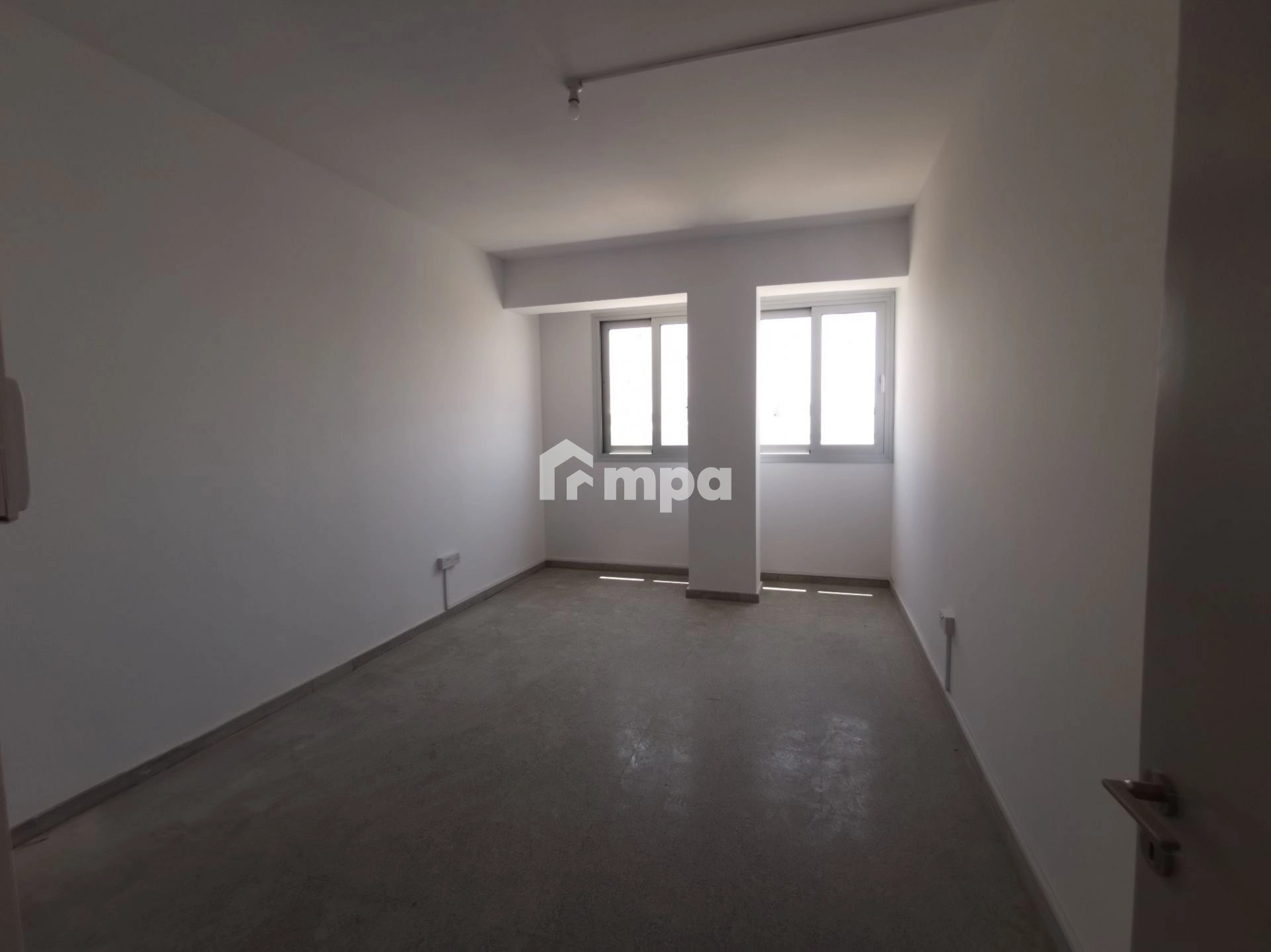 220m² Office for Rent in Nicosia – Kaimakli