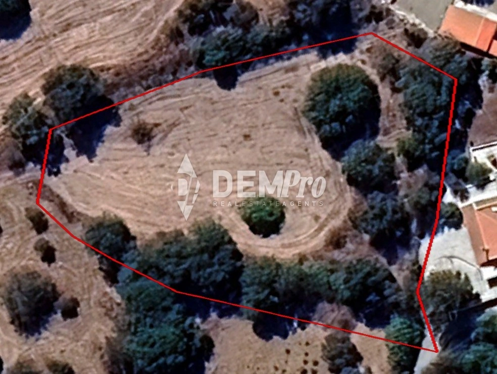 4,100m² Plot for Sale in Polemi, Paphos District