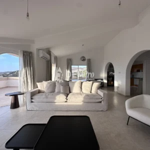 5 Bedroom House for Sale in Tala, Paphos District