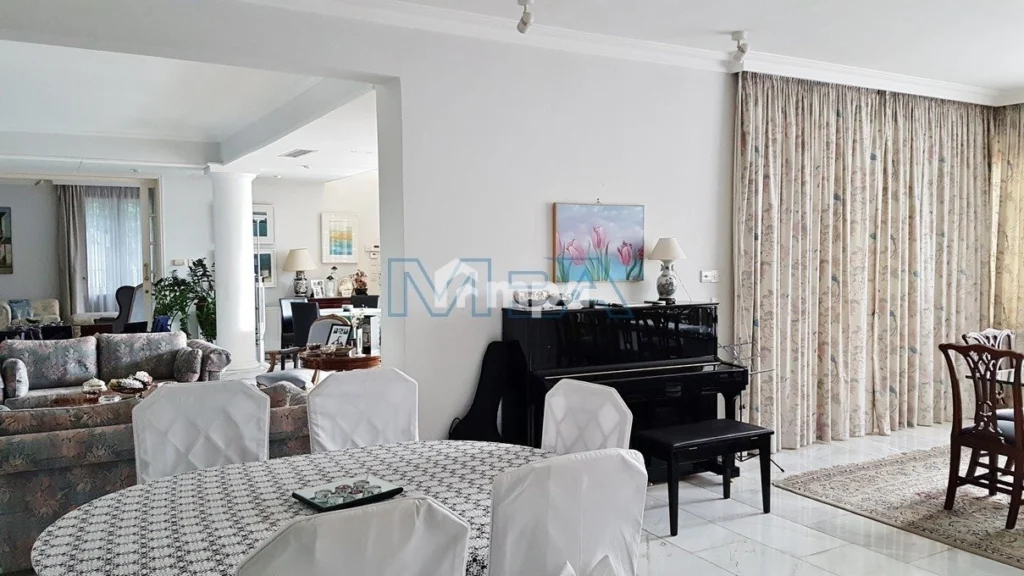 5 Bedroom House for Sale in Nicosia – Agios Andreas
