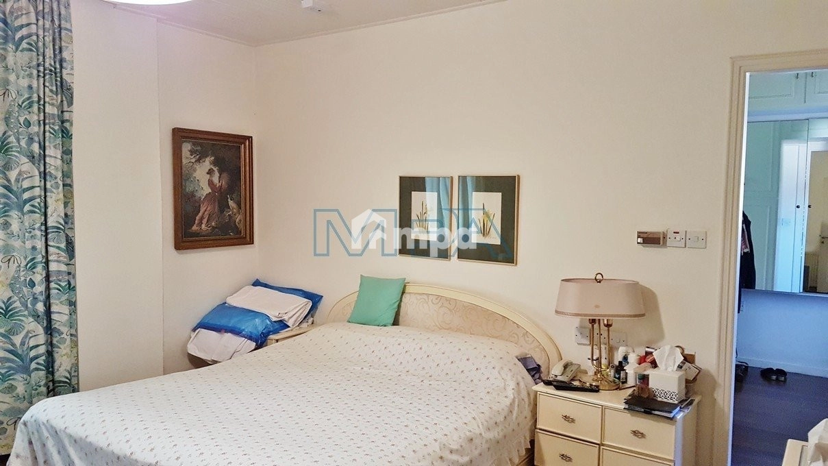 5 Bedroom House for Sale in Nicosia – Agios Andreas