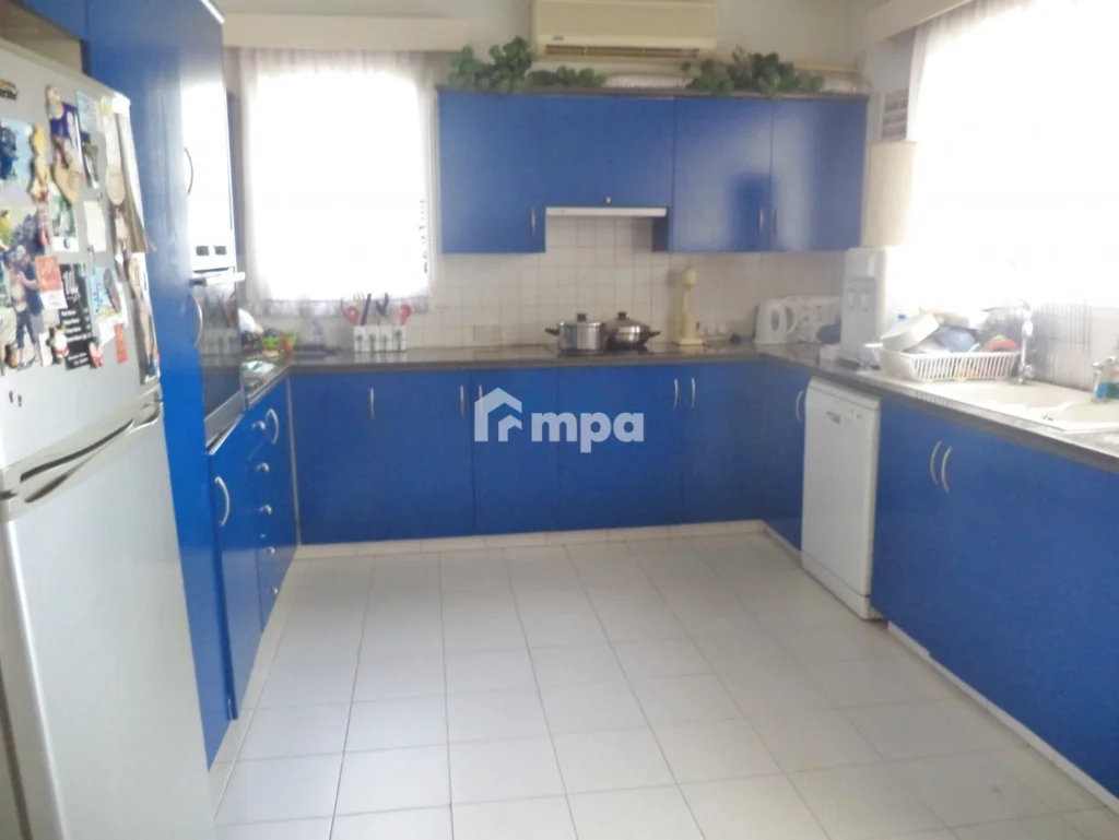 4 Bedroom Apartment for Sale in Nicosia District