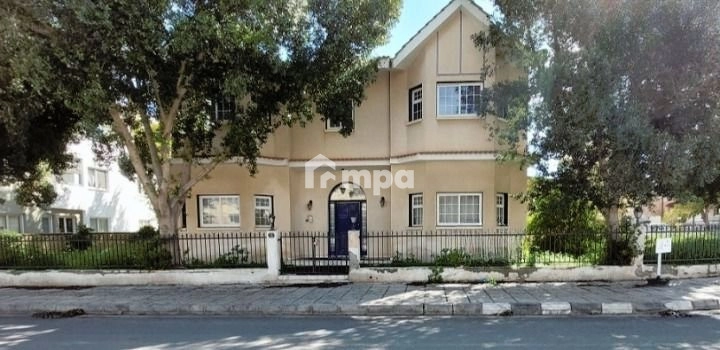 Cheap Houses and Villas for Sale Nicosia up to 700000 euro