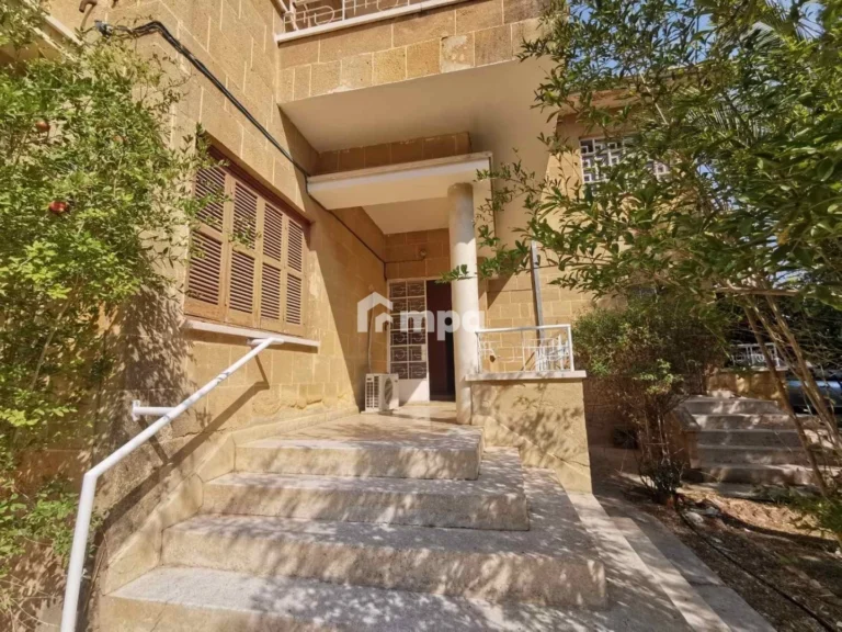 4 Bedroom House for Sale in Agioi Omologites, Nicosia District