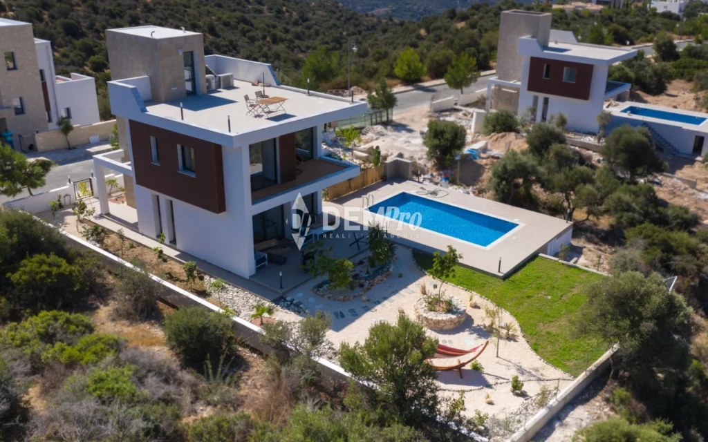 5 Bedroom House for Sale in Paphos District