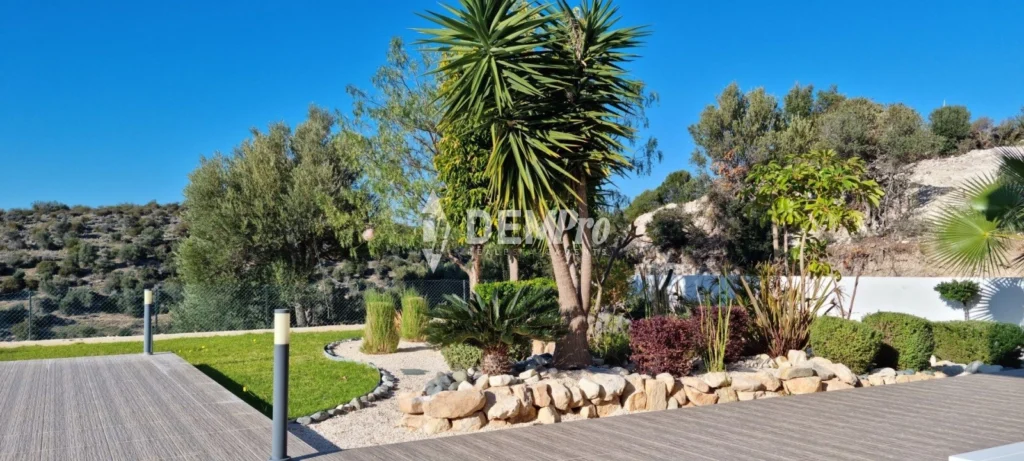 5 Bedroom House for Sale in Paphos District