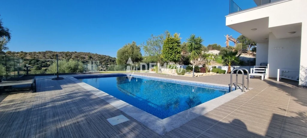 5 Bedroom House for Sale in Paphos District