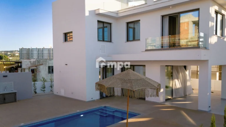 Cheap Houses and Villas for Sale Famagusta up to 600000 euro