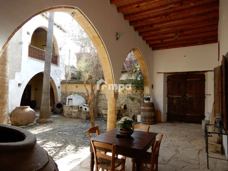Cheap Houses and Villas for Sale Nicosia up to 800000 euro