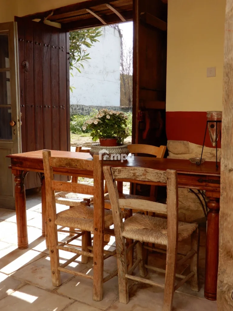 Cheap Houses and Villas for Sale Nicosia up to 800000 euro